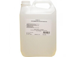 GEDEMINERALISEERD WATER 5L